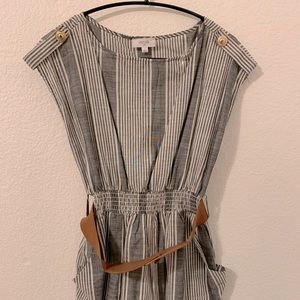 Gray/White Dress with Pockets
